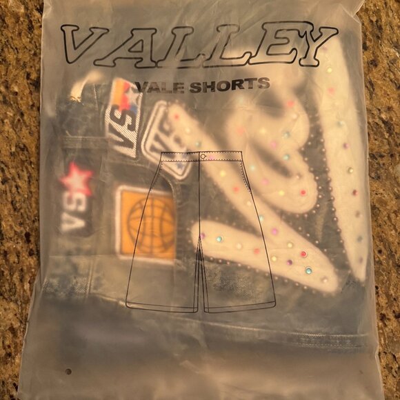 Valley Patchwork Jean Shorts - New - Picture 6 of 6